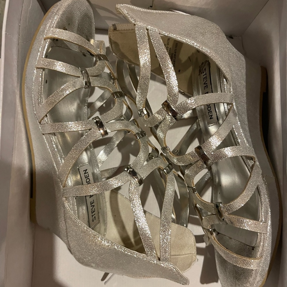 Steve Madden size 3 dress shoe